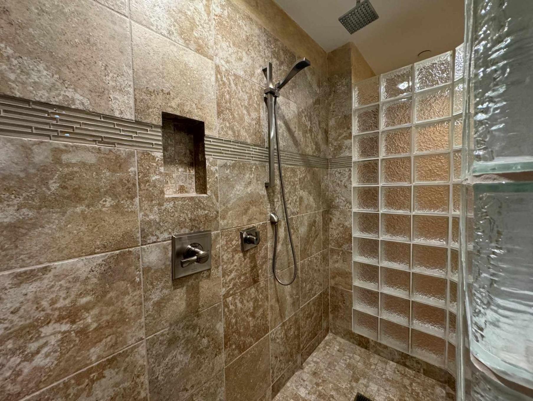 Best Location In The Heart Of Lions Head, Ski Lockers, Jacuzzi And Pool Vail Exterior photo